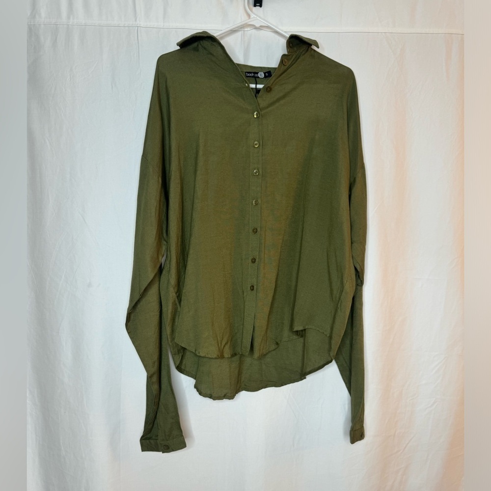Women green button down shirt size small ( tall) new